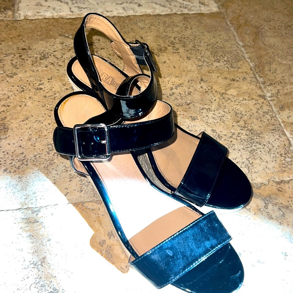 Brash Black Patent Leather Espadrille Wedge Heels sz 11
